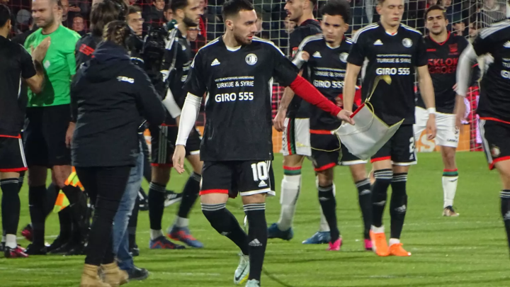 转会期欧冠传出新动向，费耶诺德完成体检，管理层表态：话题不断，数据趋势出现新变化的简单介绍