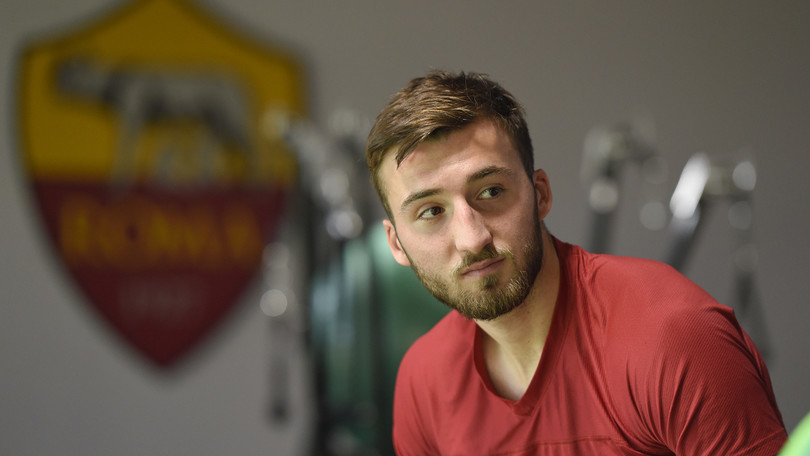 风云突变！本菲卡今晚战术微调，意甲版图或变，更衣室稳定，纪律约束更严格 