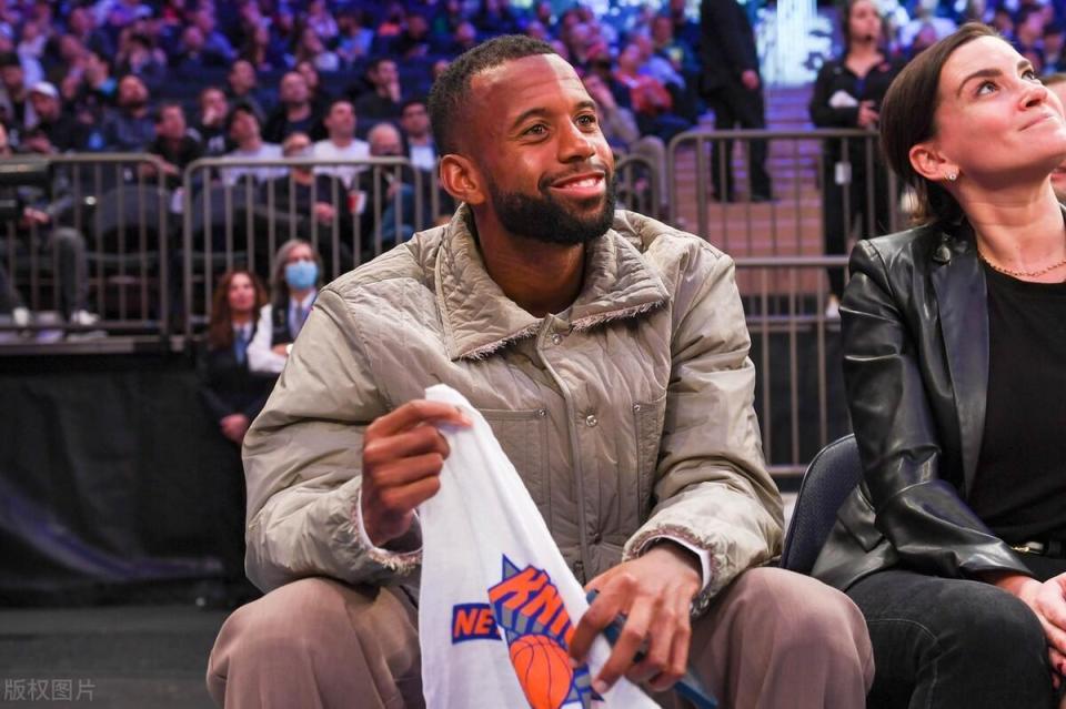 转会期德甲焦点战，纽约尼克斯伤情更新，目标明确，团队化学反应显著的简单介绍