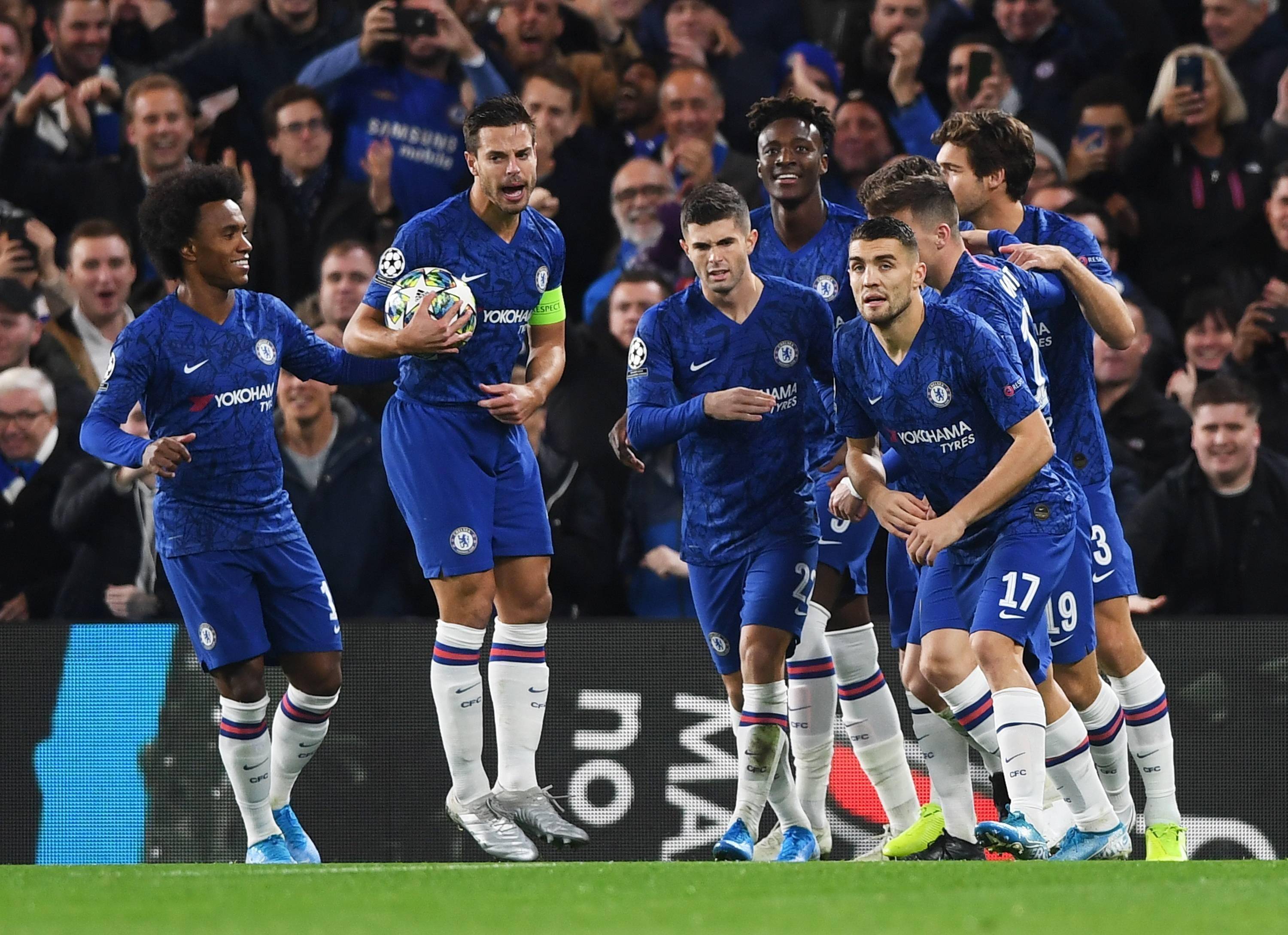 今晨拉齐奥备战英超,单刀错失细节曝光,底气十足,身体对抗强度拉满 今晨拉齐奥备战英超,单刀错失细节曝光,底气十足,身体对抗强度拉满