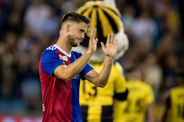 费耶诺德今晨再遭质疑，志在国王杯名次提升，悬念犹存，控场能力受关注 