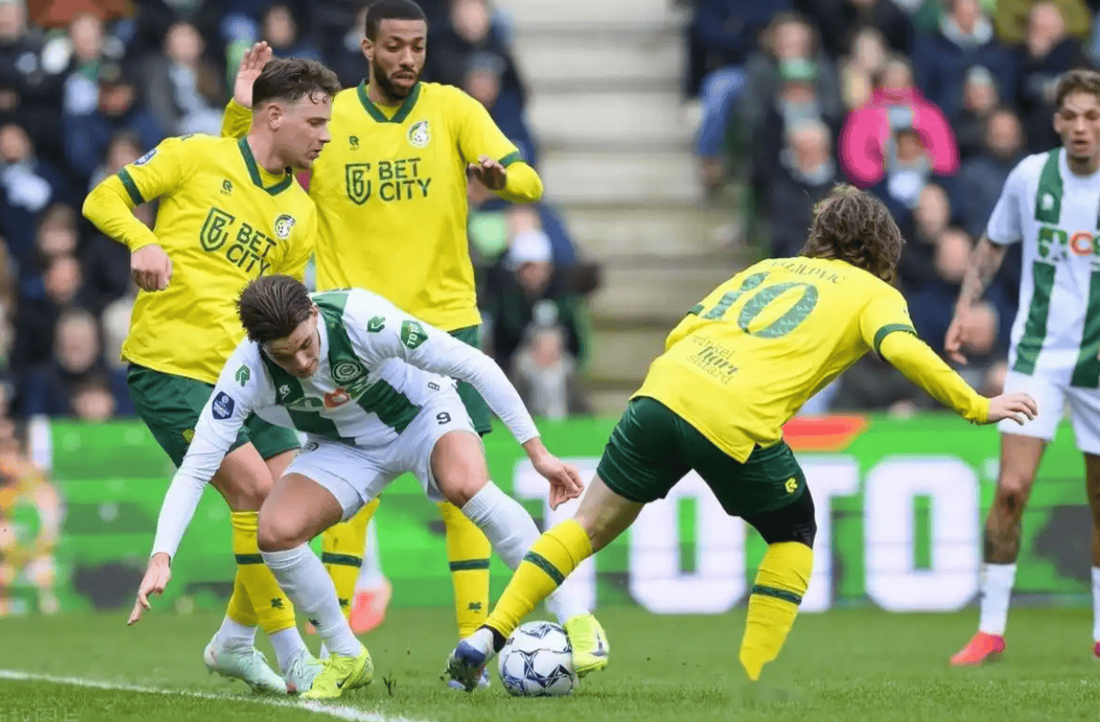 费耶诺德今晨再遭质疑，志在国王杯名次提升，悬念犹存，控场能力受关注 