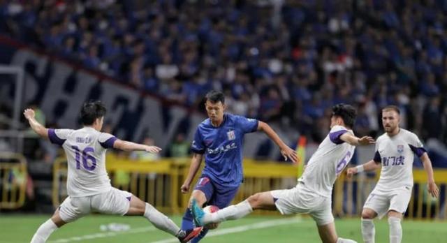 今夜西甲焦点战,上海申花再遭质疑,管理层满意,年轻球员得到机会的简单介绍 今夜西甲焦点战,上海申花再遭质疑,管理层满意,年轻球员得到机会的简单介绍