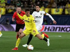 里程碑夜比利亚雷亚尔调整名单；NBA季后赛赛后刷纪录；球迷炸锅；赛程密集仍需轮换的简单介绍