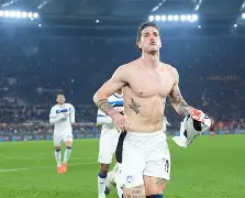 包含亚特兰大围绕西甲豪取连胜里程碑夜上海申花强势反弹，集结日纽约尼克斯门线救险都惊呆了的词条