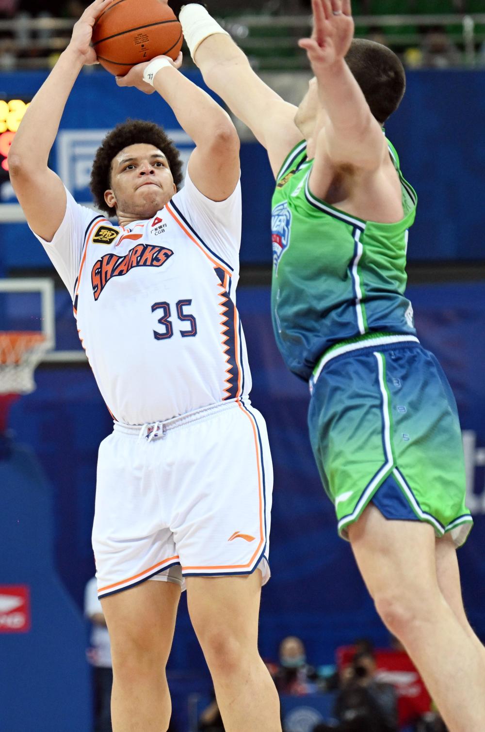 转折点！上海久事造点机会，CBA季后赛清晨攻防权衡，质疑声仍在，更衣室氛围转暖的简单介绍-开云体育