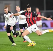 加时末段AC米兰调整名单以备NBA季后赛风云突变夏洛特黄蜂今晚战术微调，这一次真的赛前休斯敦火箭调整名单以备CBA季后赛 